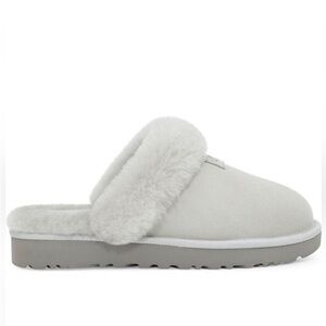 UGG Cozy slipper